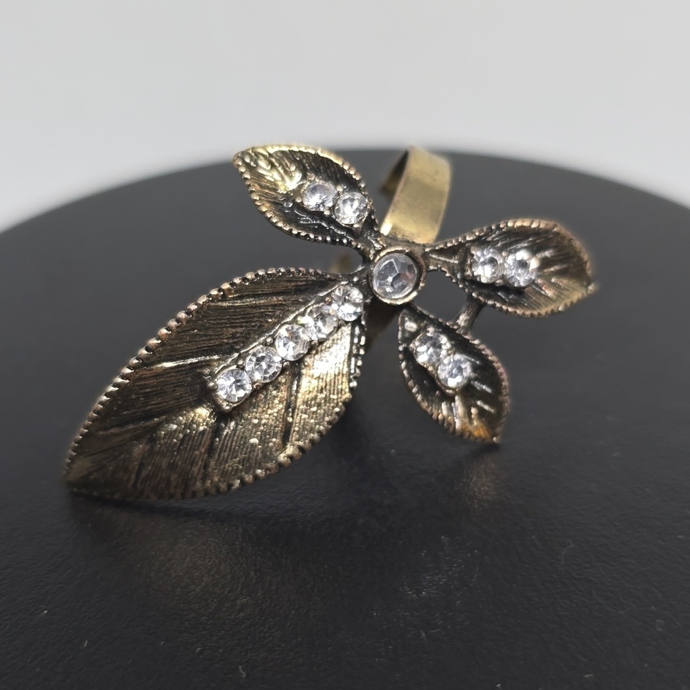 Leaves leaf ring golden adjustable with stones